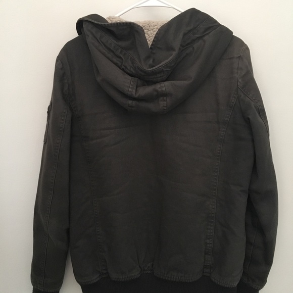 **SOLD**Roxy Sherpa lined jacket (charcoal grey) - Picture 3 of 4